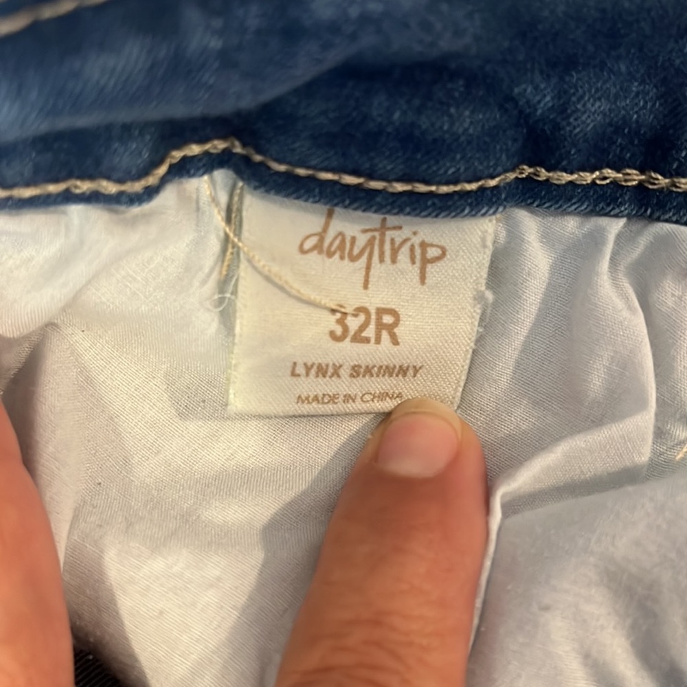 Daytrip Skinny Capri Ladies sz 32 - Picture 5 of 8